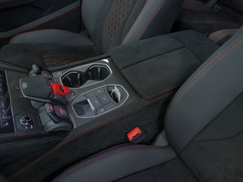 Used 2023 Lamborghini Urus Performante AWD/4WD image 13