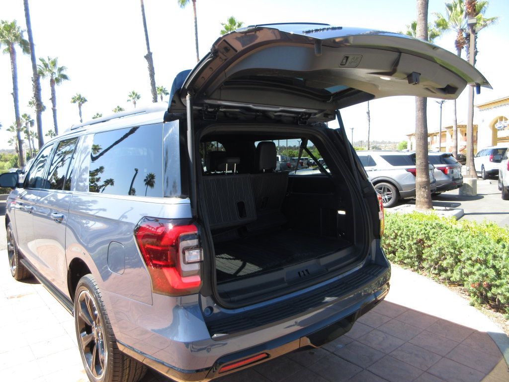 Certified 2023 Ford Expedition Max Limited AWD/4WD image 29