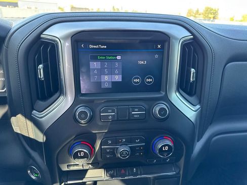 Used 2022 Chevrolet Silverado 2500 LT w/ Convenience Package AWD/4WD image 22