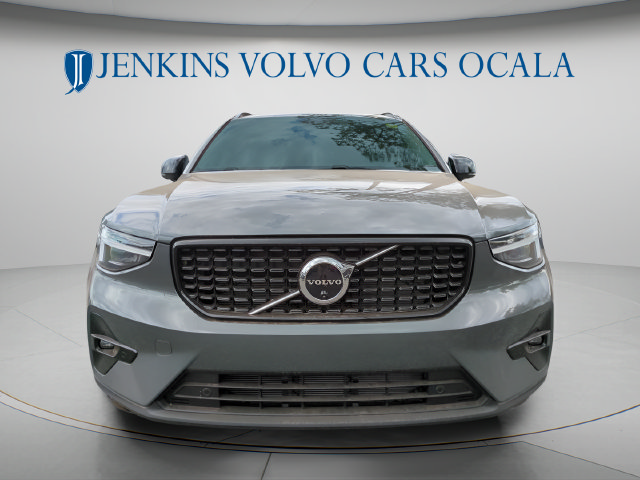 New 2026 Volvo XC40 B5 Plus w/ Protection Package Premier AWD/4WD image 8