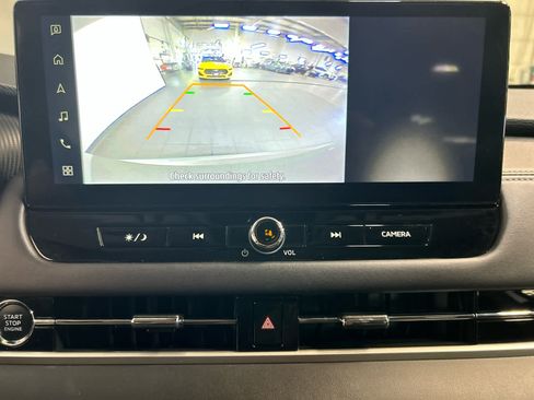 Used 2025 Mitsubishi Outlander ES AWD/4WD image 5
