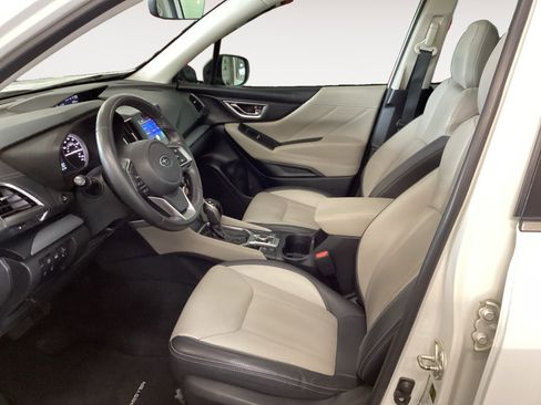 Used 2020 Subaru Forester Limited w/ Popular Package #3 AWD/4WD image 9