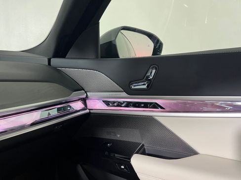 New 2026 BMW 760i xDrive w/ Executive Package image 31