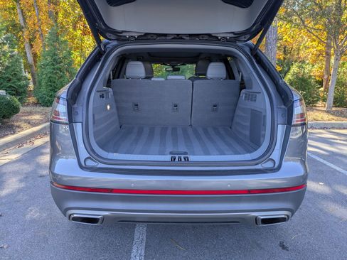 Used 2021 Lincoln Nautilus Reserve image 31