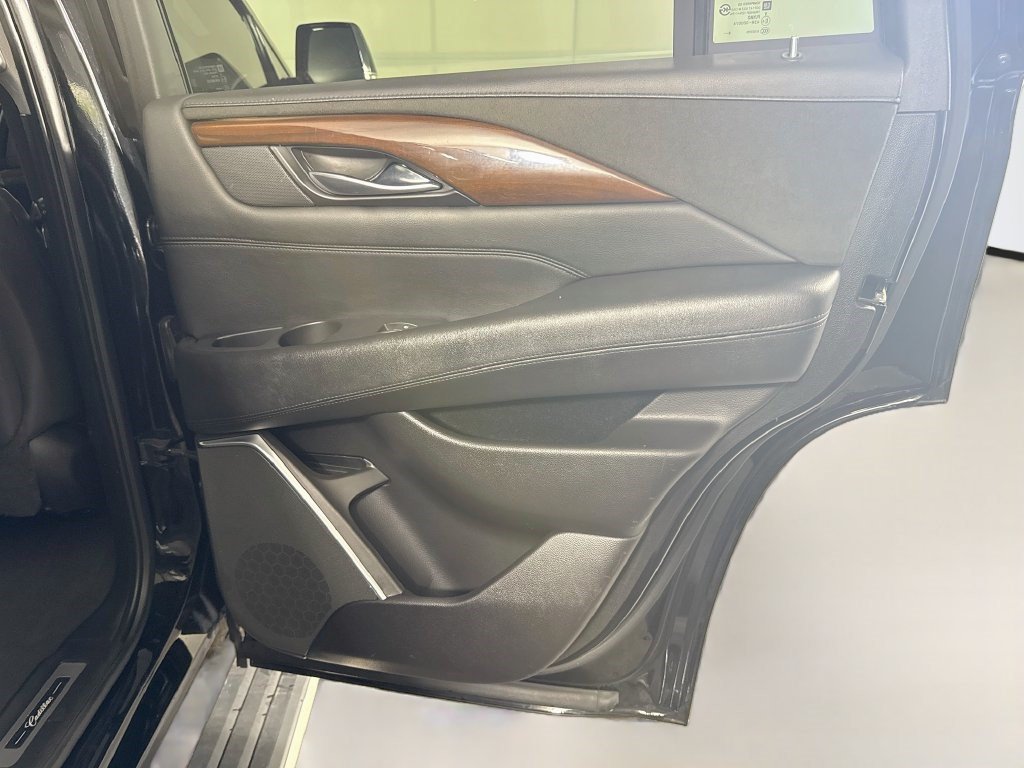 Used 2019 Cadillac Escalade Premium Luxury w/ Escalade Sport Edition RWD image 25
