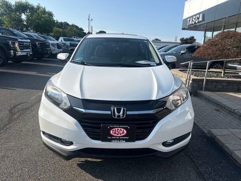 Used 2018 Honda HR-V EX image 2