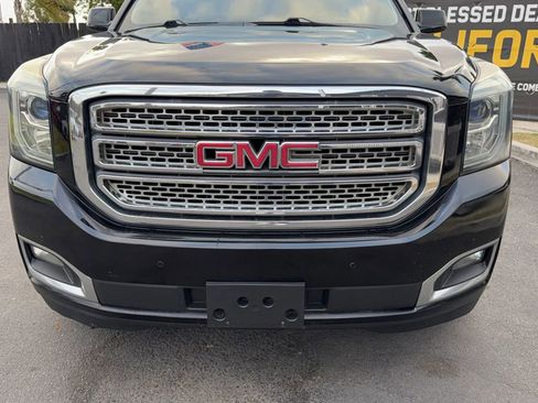 Used 2016 GMC Yukon XL SLT image 12