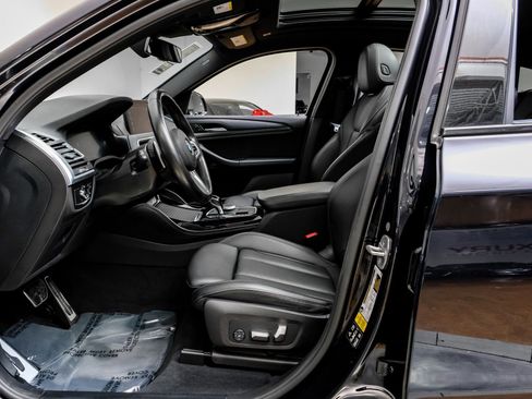 Used 2023 BMW X4 xDrive30i w/ M Sport Package image 4