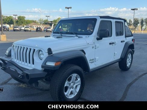 Used 2020 Jeep Wrangler Unlimited Sport AWD/4WD image 4