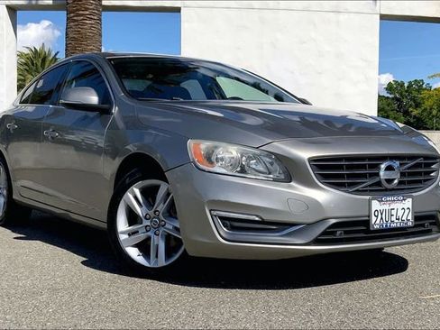 Used 2015 Volvo S60 T5 Premier Plus AWD/4WD image 2