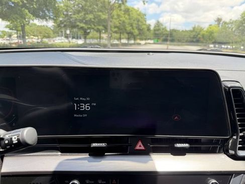 Certified 2023 Kia Sportage EX FWD image 16