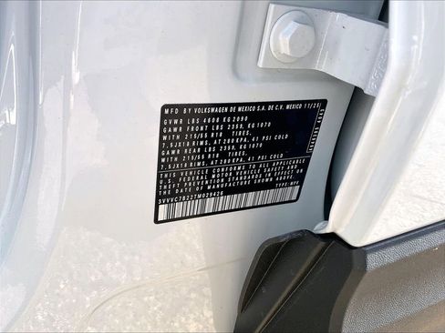 New 2026 Volkswagen Taos SE AWD/4WD image 16