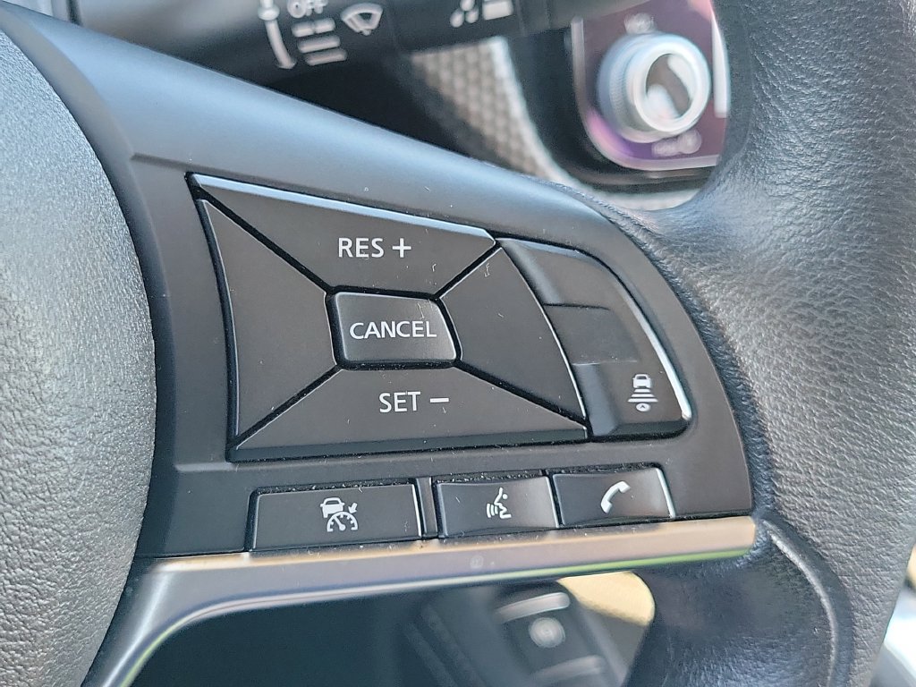 Certified 2024 Nissan Kicks SV FWD image 32