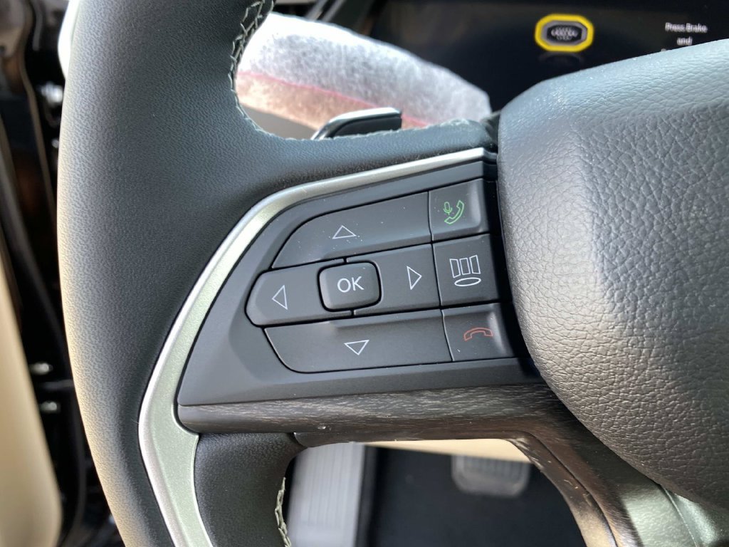 New 2027 Jeep Grand Cherokee Limited AWD/4WD image 14