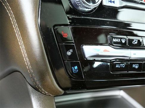 Used 2022 Ford Explorer King Ranch w/ Technology Package image 21