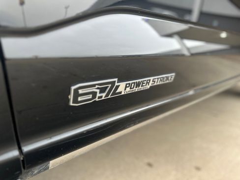 Used 2023 Ford F350 Lariat w/ Lariat Ultimate Package image 23