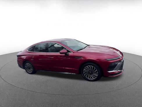 Used 2025 Hyundai Sonata SEL image 2