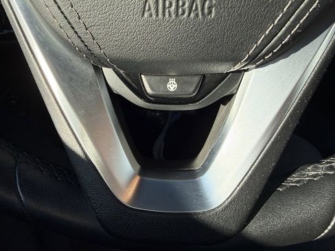 Used 2020 BMW 530i xDrive w/ M Sport Package image 21