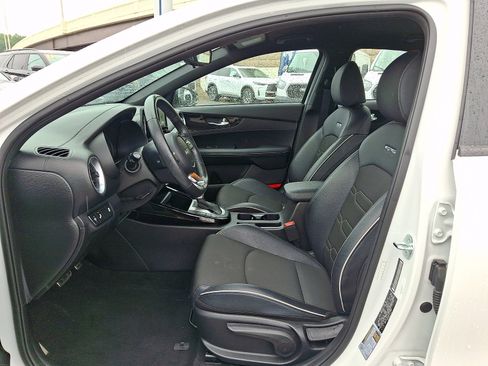 Used 2023 Kia Forte GT-Line w/ GT-Line Technology Package FWD image 13