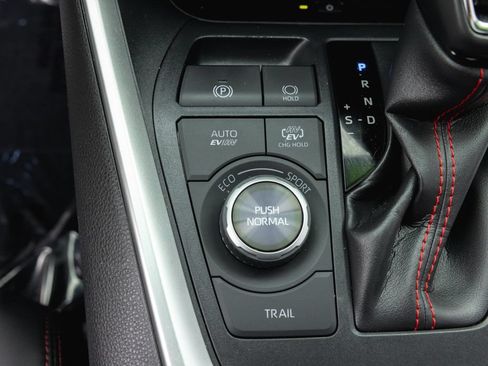 Certified 2023 Toyota RAV4 XSE w/ Weather Package AWD/4WD image 20