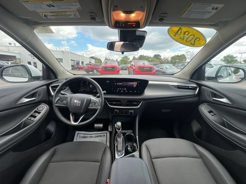 Used 2024 Buick Encore GX Preferred w/ Comfort Package AWD/4WD image 18