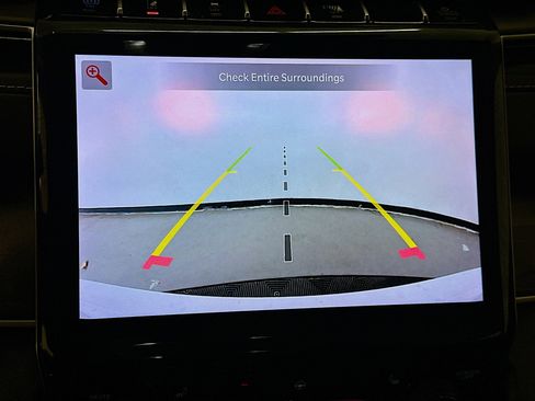 Used 2022 Jeep Grand Cherokee Limited 4xe image 23