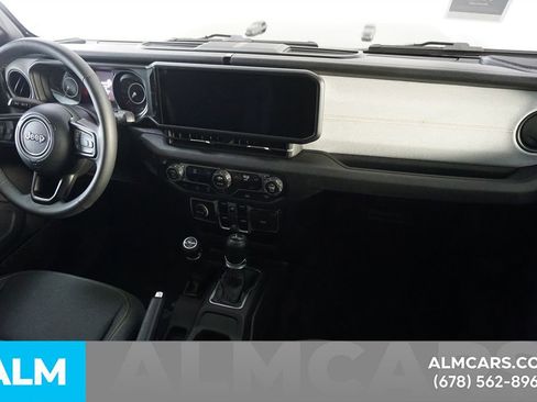 Used 2025 Jeep Wrangler Unlimited Sport AWD/4WD image 21