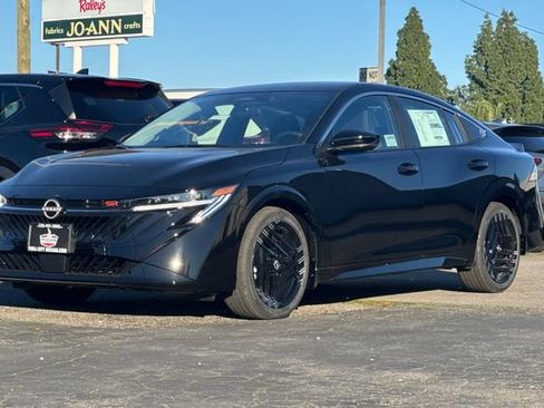 New 2026 Nissan Sentra SR image 8