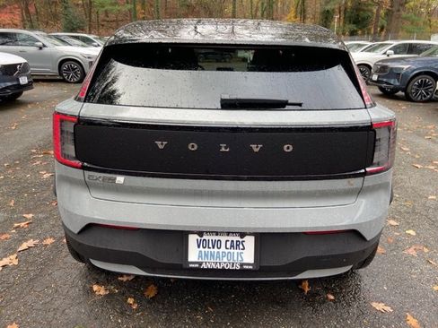 New 2026 Volvo EX30 Cross Country Ultra image 6