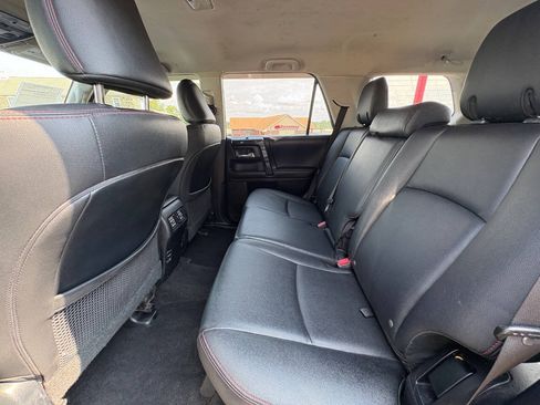 Used 2019 Toyota 4Runner TRD Off-Road Premium AWD/4WD image 10