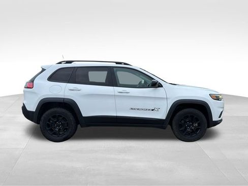 Used 2022 Jeep Cherokee Latitude w/ Trailer Tow Group AWD/4WD image 4