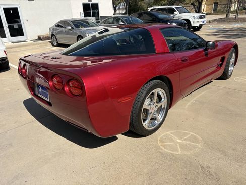 Used 2004 Chevrolet Corvette Coupe w/ Roof Package image 4