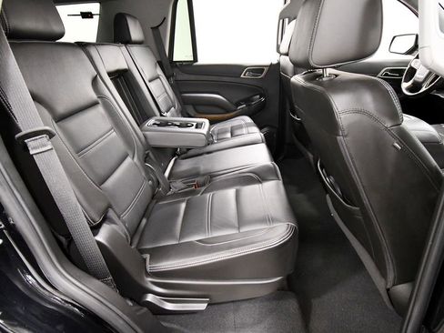 Used 2020 GMC Yukon Denali w/ Denali Ultimate Package image 19