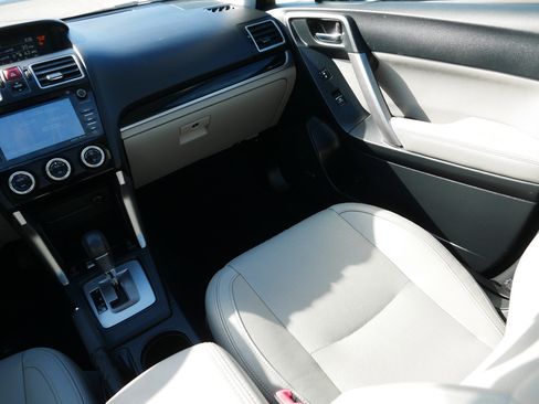 Used 2017 Subaru Forester 2.5i Limited image 11