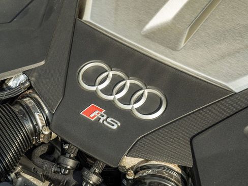 Used 2024 Audi RS 7 Performance AWD/4WD image 15