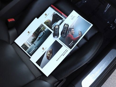 Used 2018 Porsche Panamera 4S w/ Premium Package Plus AWD/4WD image 93