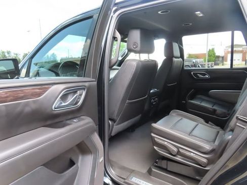 Used 2024 Chevrolet Tahoe LT AWD/4WD image 19