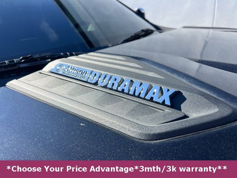 Used 2024 Chevrolet Silverado 2500 LTZ w/ LTZ Plus Package image 2