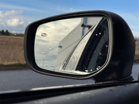 Used 2018 Subaru Outback 3.6R Touring image 33