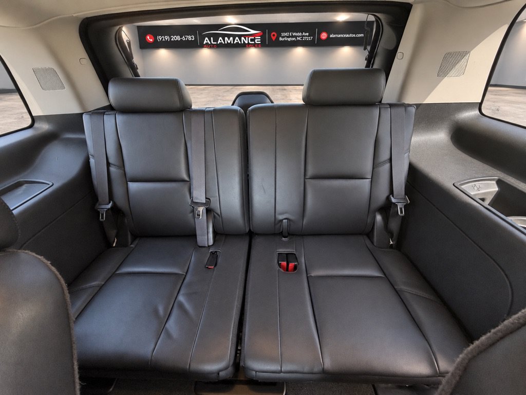 Used 2014 Cadillac Escalade Luxury AWD/4WD image 18