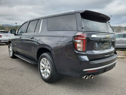 Used 2023 Chevrolet Suburban Premier image 26