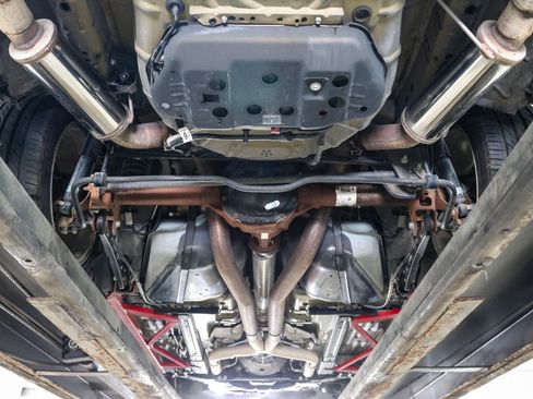 Used 2010 Ford Mustang GT image 27