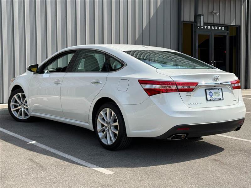 Used 2013 Toyota Avalon XLE Touring FWD image 7