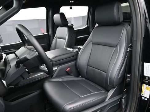 New 2025 Ford F150 Lariat w/ Equipment Group 501A Mid image 26