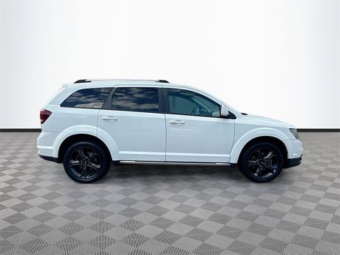 Used 2020 Dodge Journey Crossroad image 5