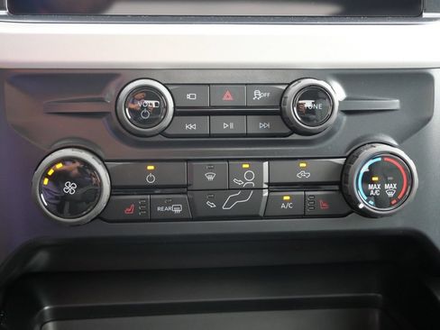 New 2026 Ford F350 XLT w/ XLT Premium Package AWD/4WD image 28