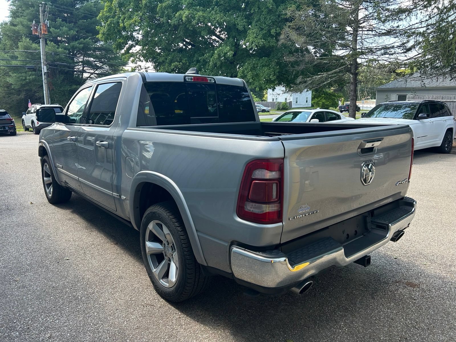 Used 2022 RAM 1500 Limited w/ Bed Utility Group AWD/4WD image 8