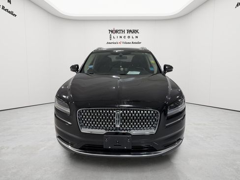 Used 2022 Lincoln Nautilus Reserve w/ Cargo Utility Package FWD image 8