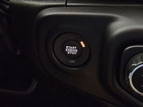 Used 2023 Jeep Wrangler Unlimited Sahara AWD/4WD image 19