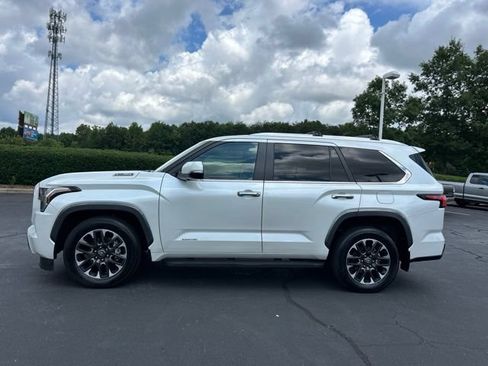 Used 2025 Toyota Sequoia Limited AWD/4WD image 12